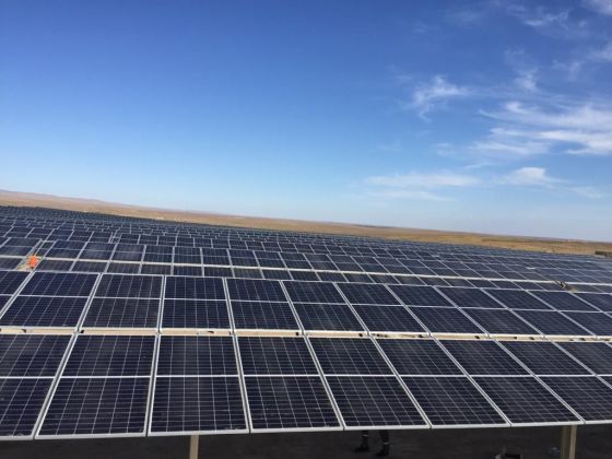 صناعة الطاقة الكهروضوئية غارقة في حرب الدعاية التكنولوجية