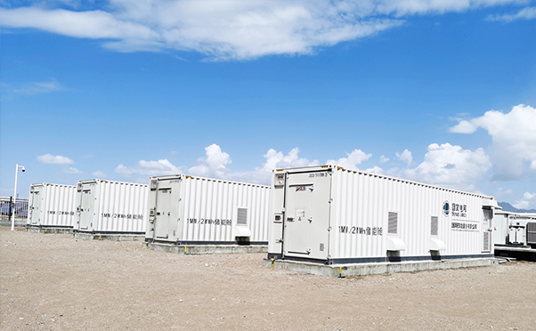 حلول نظام تخزين الطاقة بالبطاريات بسعة 5 ميجاوات ساعة في الصين